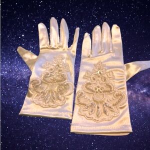 Off White Satin Gloves with Intricate Embroidery